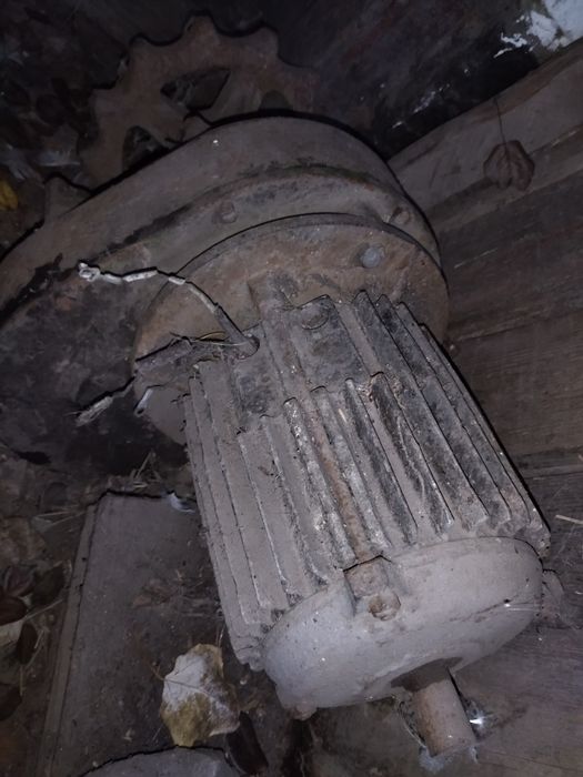 Продам електромотори