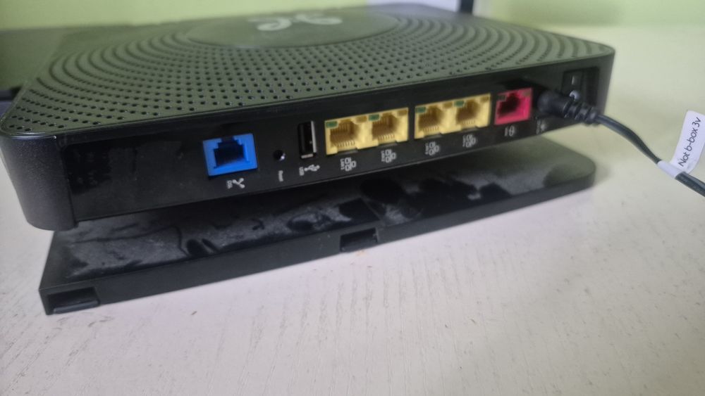 Продаю модем/роутер Proximus B-box 3 V2 (Sagemcom)