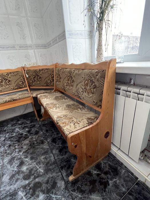 М’який кухоний диванчик кутовий