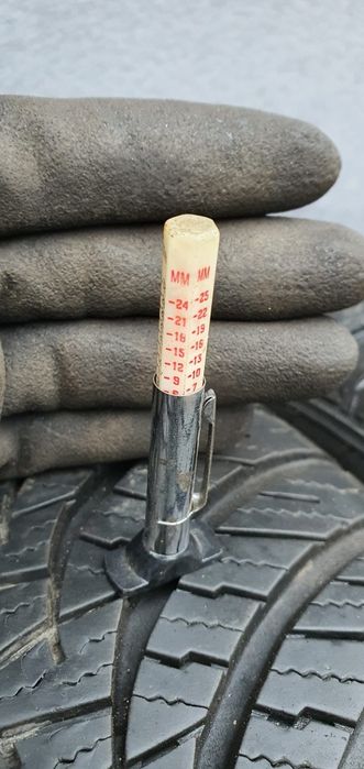235/50/18 Falken komplet Wielosezonowe