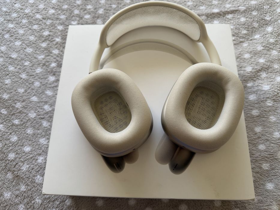 Apple AirPods Max Starlight USB C Novos!!
