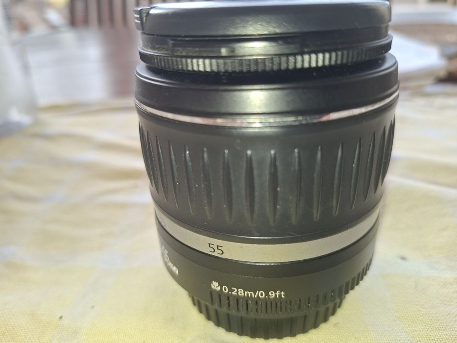 Canon objectivo EFS 18-55mm, 0.28m/0.9ft