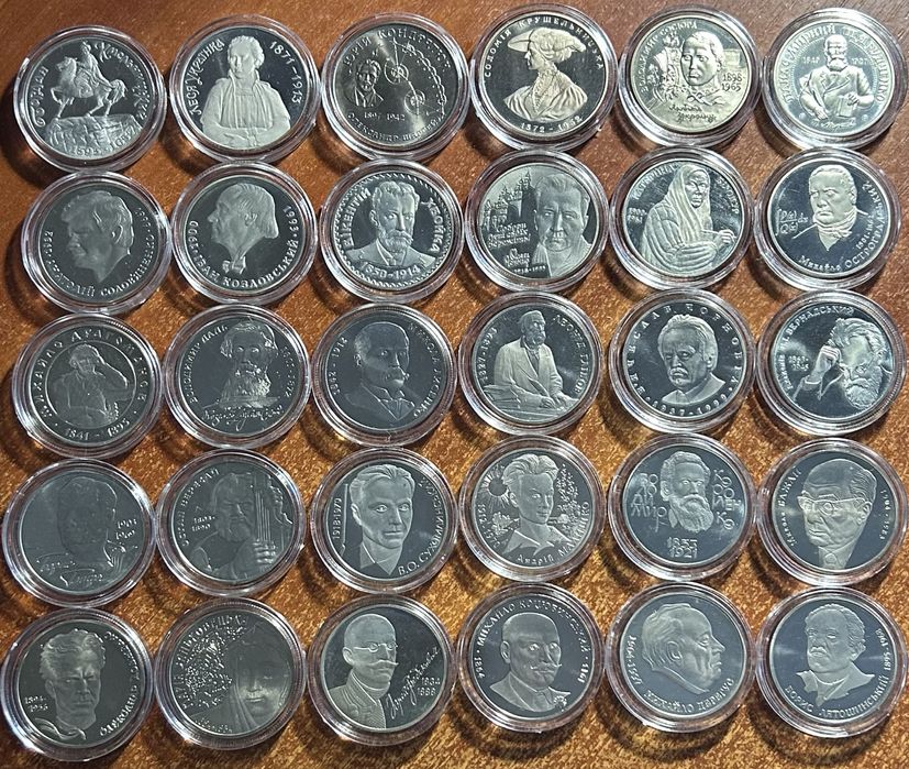 Юбилейные ранние монеты Украины с 1995  года по 2004 год.