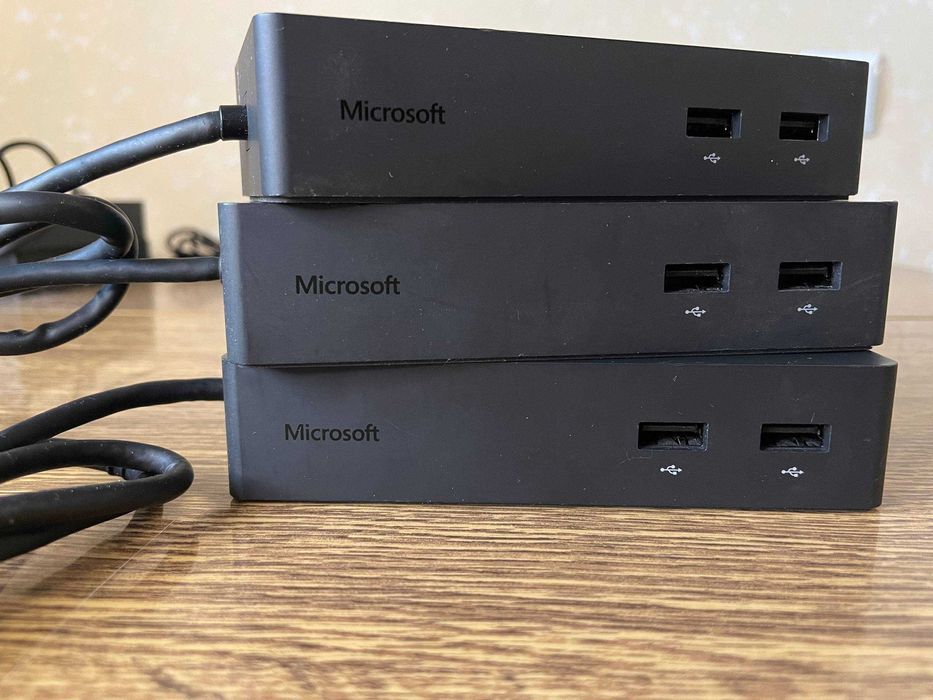 Док-станція Microsoft Surface Dock 1661 + Блок живлення Microsoft 1749