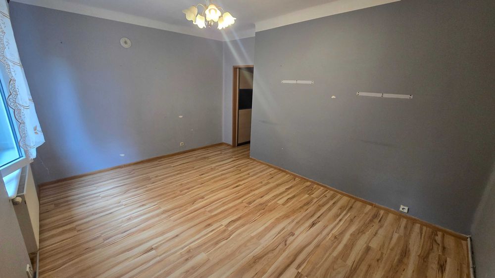 Mieszkanie z duszą i potencjałem – Piotrków, ul. Sienkiewicza