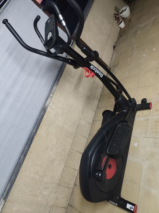 Bicicleta elíptica  Rebook Gx50serie one
