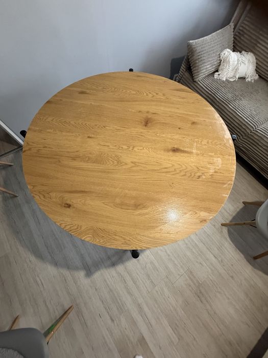 Sół okragły do jadalni