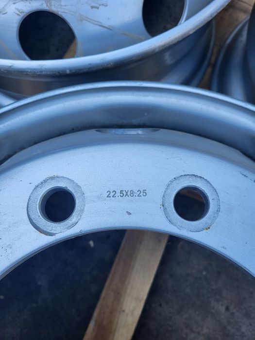 Диски r 22.5 нові