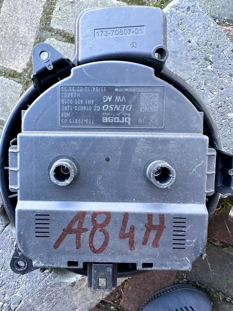 alt