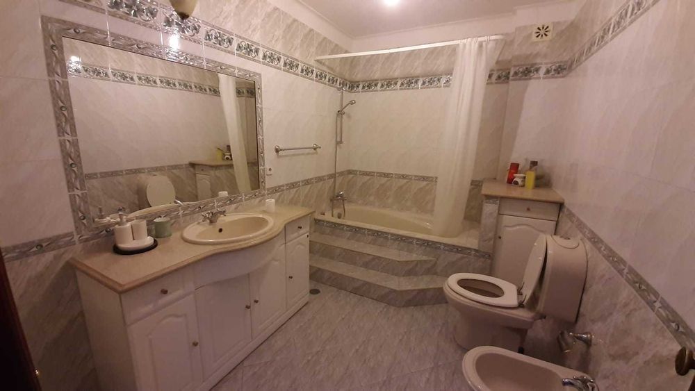 quartos individuais em vivenda