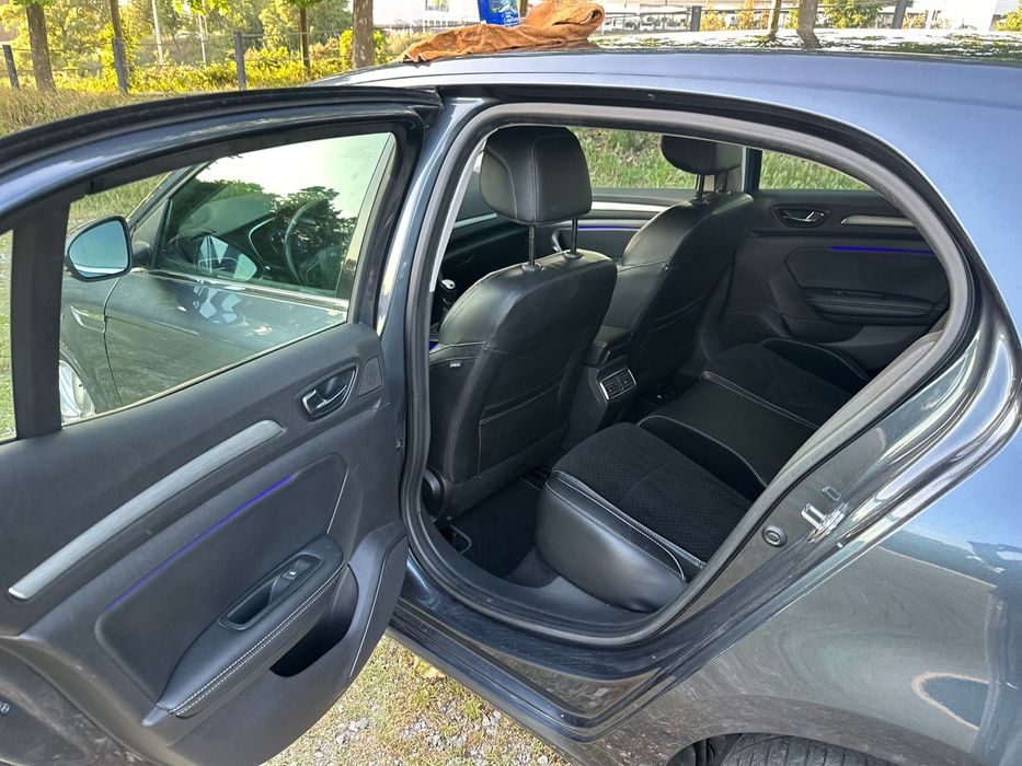 Megane lV 1.5Dci 02/2016 NACIONAL Manutenção na Renault