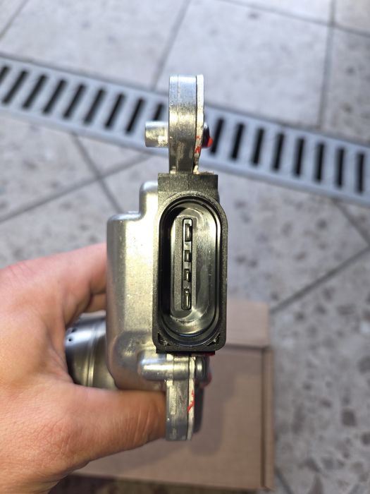 Silnik elektryczny systemu start-stop DQ381 0GC 927 373 M