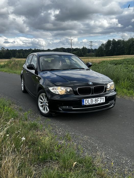 Sprzedam BMW e87 2.0 beznzyna.