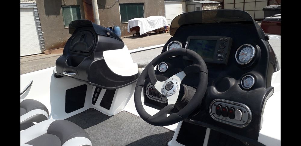 Катер Tracker Nitro z7 2015