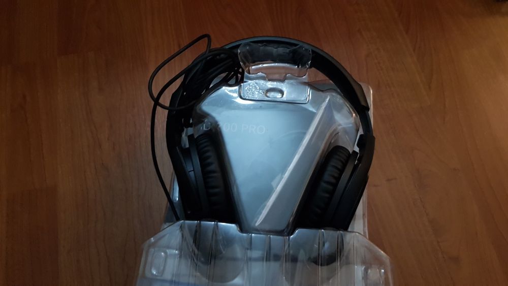 Auscultadores Sennheiser HD 200 Pro