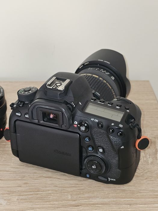 Canon 6D mark II + 50mm f1.4 + tamron 28-75 f2.8