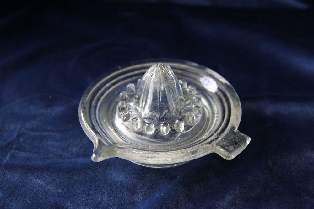 stara, ale jara, szklana wyciskarka do cytrusów, czar PRL