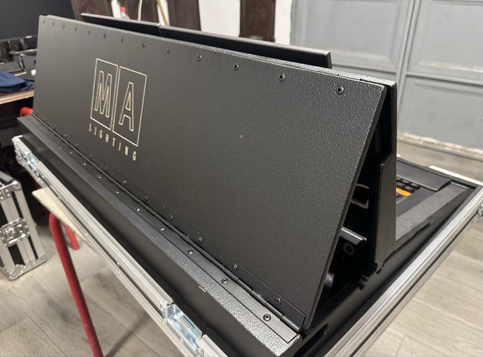 MA2 Command wing + Fader wing