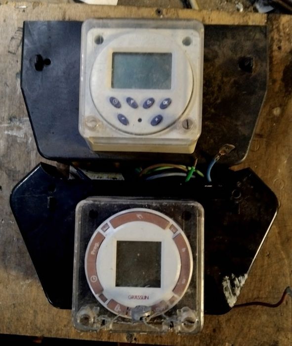 2szt Programator  wyłącznik zegarowy Grasslin Tactic 571 +  PCP2-122