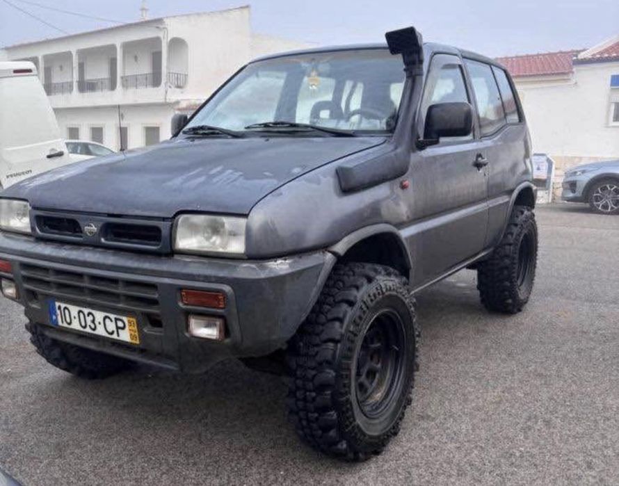 Nissan Terrano II