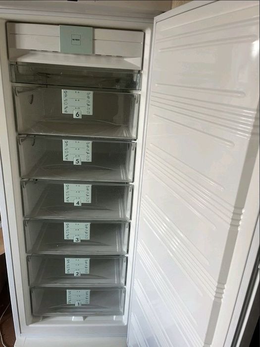 Морозильна камера