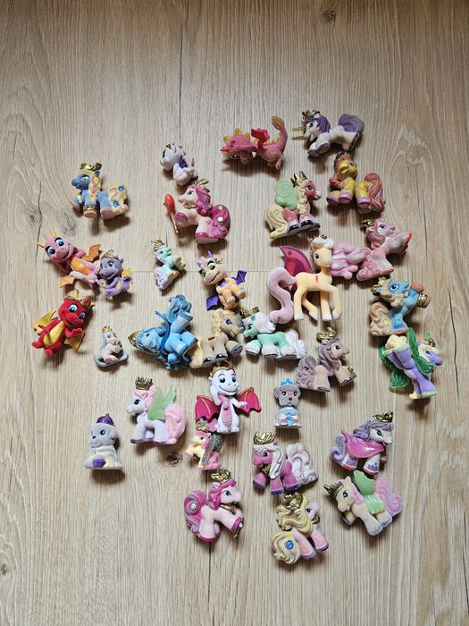 Duży zestaw koników Filly 30 szt kucyki, jednorożce, smoki