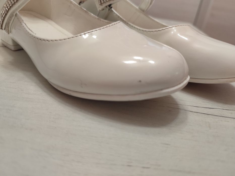 Buty komunijne jak nowe Nelli Blu 34 lakierki Chorzów