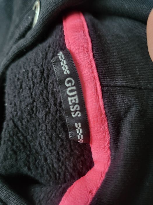 Czarna bluzka dla dziewczynki guess rozmiar 122 gratis bluza welurowa