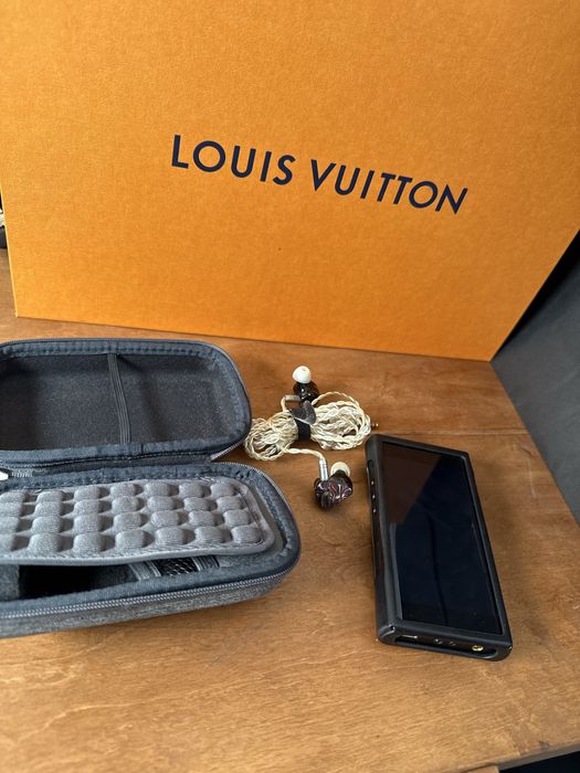 Hi-Res плеєр Shanling M6 Pro Black