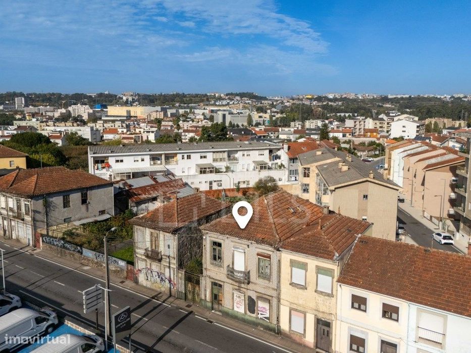 Prédio com terreno com PIP aprovado para 9 apartamentos, Gondomar