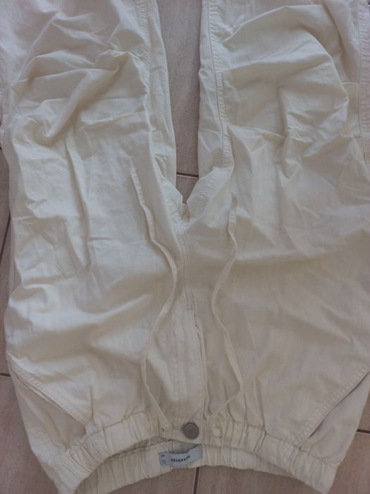 firmowe letnie-damskie spodnie-Reserved-rozmiar-XS/S-36