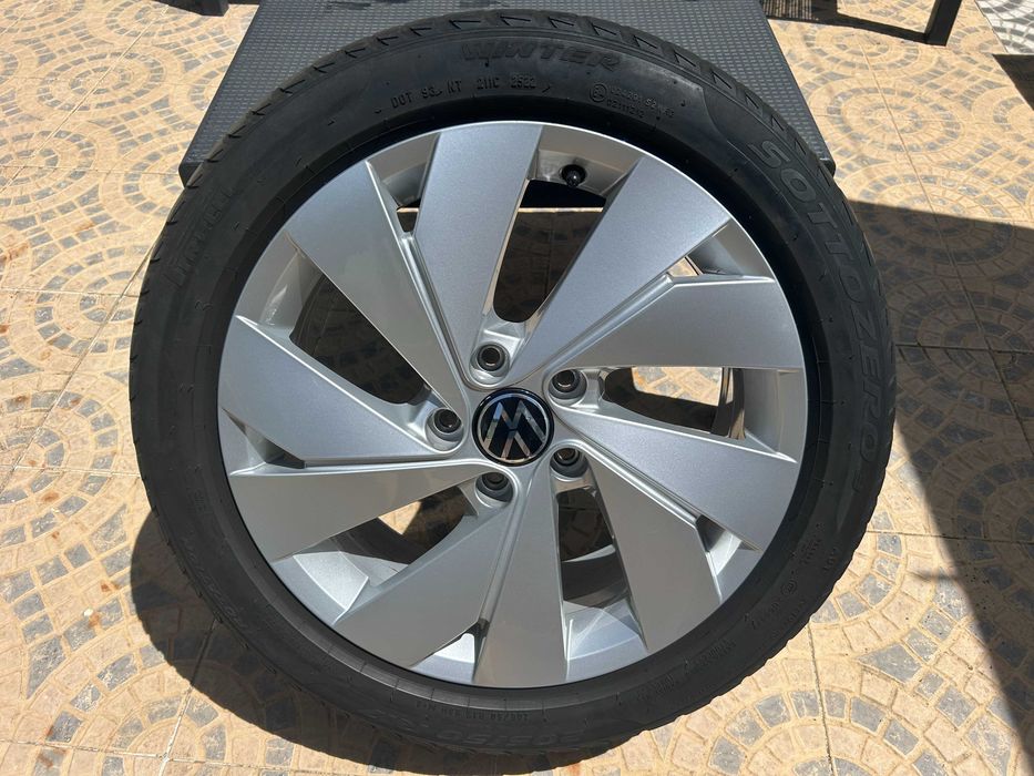 Jantes originais Volkswagen Golf 8 VIII GTE/GTI/GTD (Belmont 17)