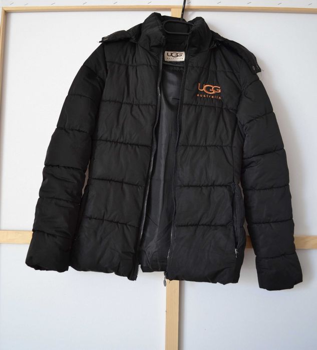 czarna kurtka zimowa z kapturem UGG Australia M