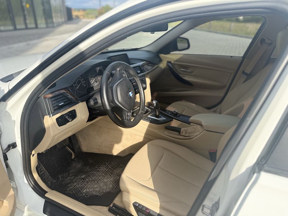 BMW 328i , 2014 рік