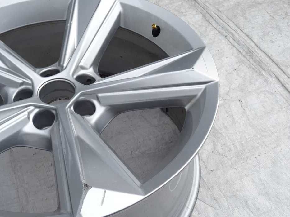 felga aluminiowa audi q7 ii 2 ii sq7 ii 2 4m 4m0 19 cali 4m0,601,025bn