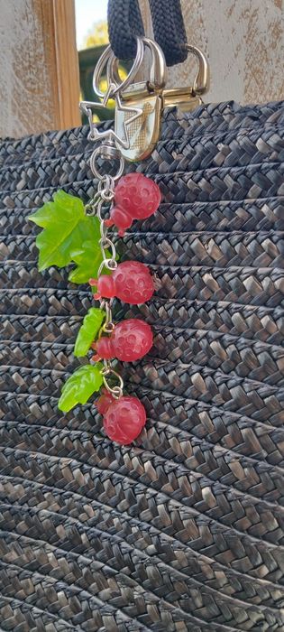 Bag charm artesanal joaninhas
