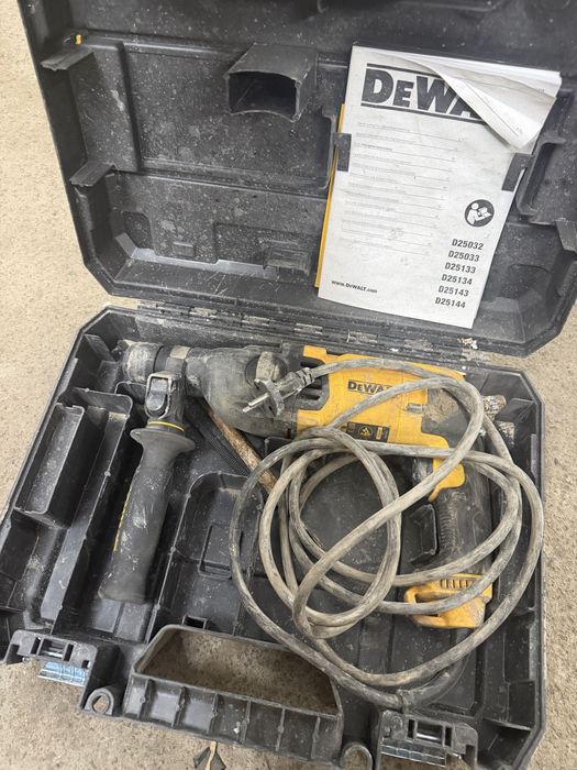 Młotowiertarka dewalt na gwarancji!