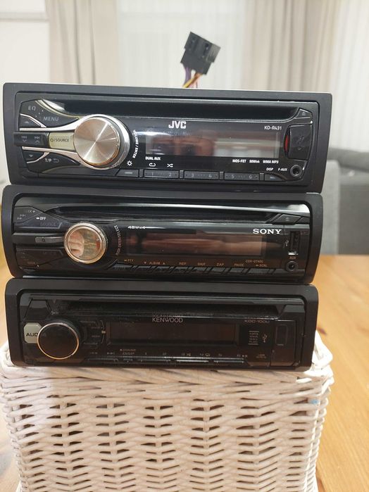 Radio samochodowe Radioodtwarzacze CD/USB