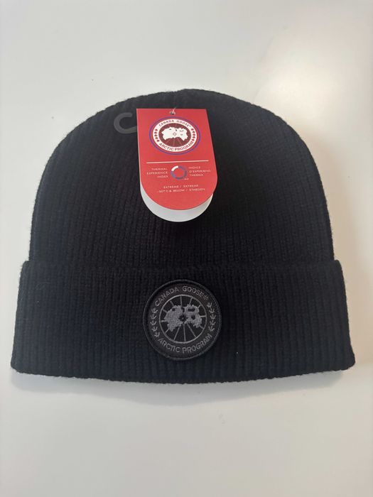 Zimowa czapka Canada Goose