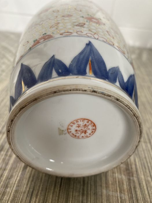 Vaso de porcelana china antigo