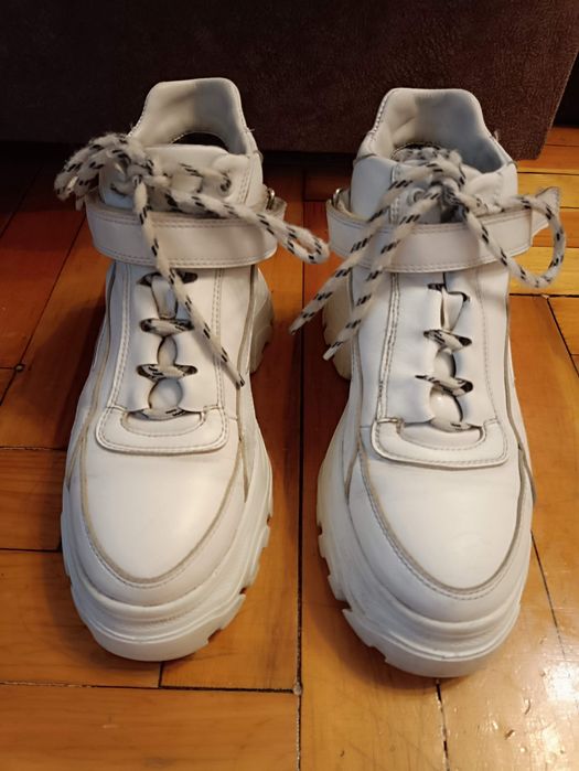 Кроссовки демисезонные 37р.