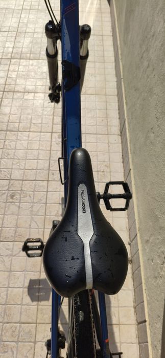 Bicicleta Riverside 500