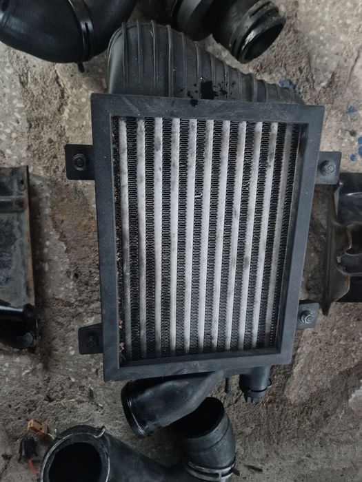 Vw t4 intercooler silnika   2.5 tdi ACV komplet z wezami nowy przod tlumik