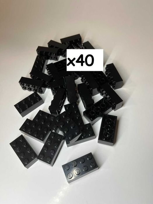 40 x LEGO 3001 Brick 2x4, Black
