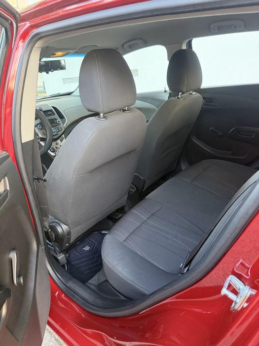 Carro aveo impecavel