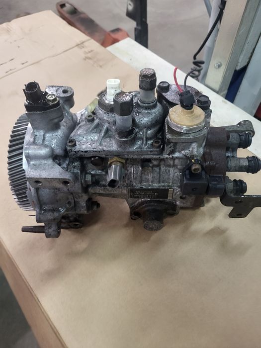 Pompa wtryskowa mitsubishi canter