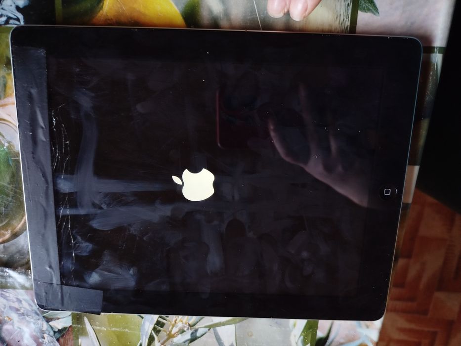iPhone 4  планшет   продам