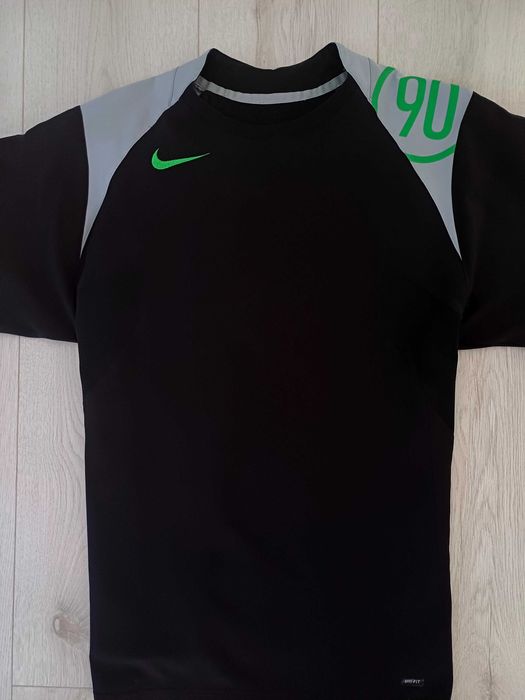 NIKE Koszulka treningowa młodzieżowa S/M