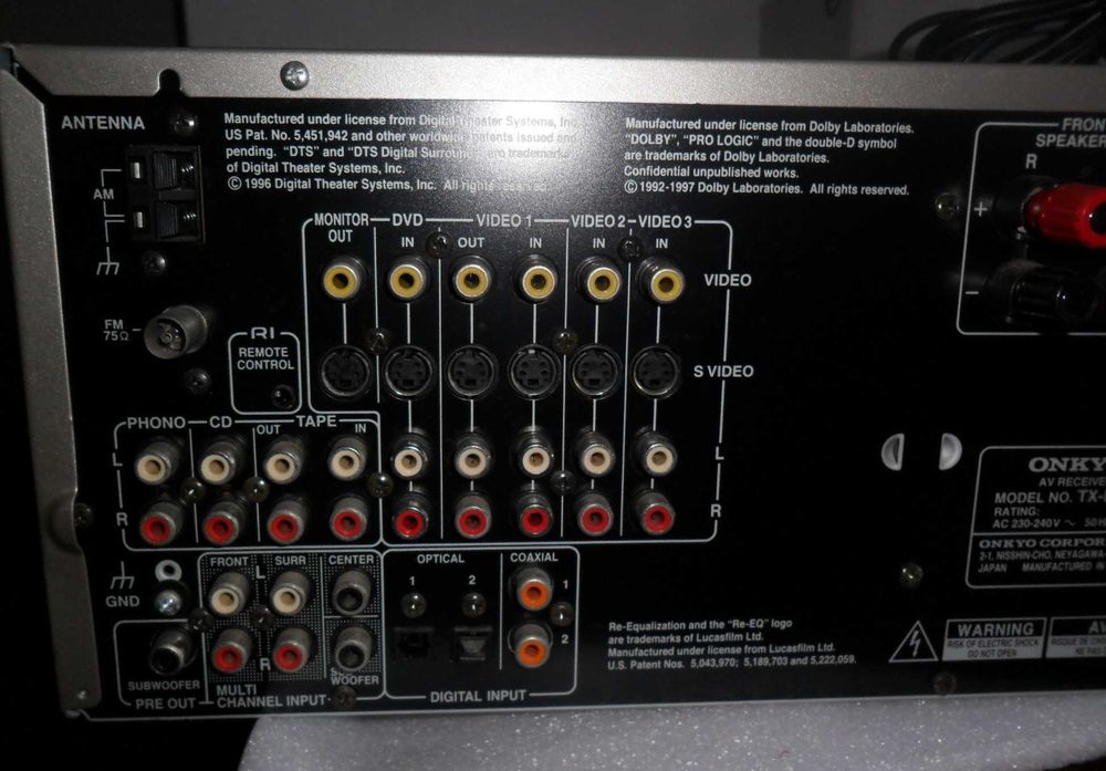 Amplificador Onkyo modelo TX-Ds 595 AV Receiver