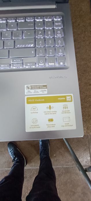 PC portátil ASUS vivobook